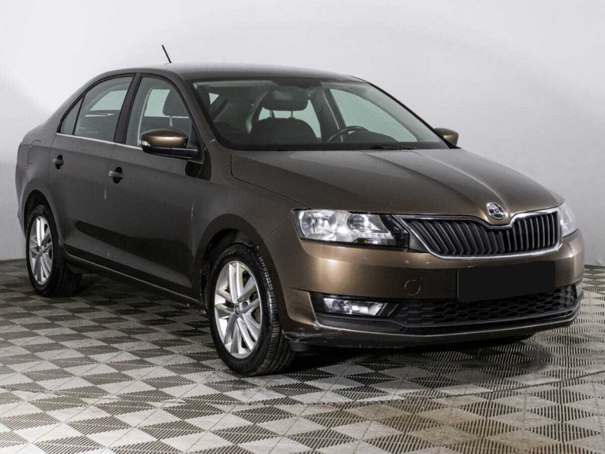 Купить Skoda Rapid с пробегом. Фото: #2
