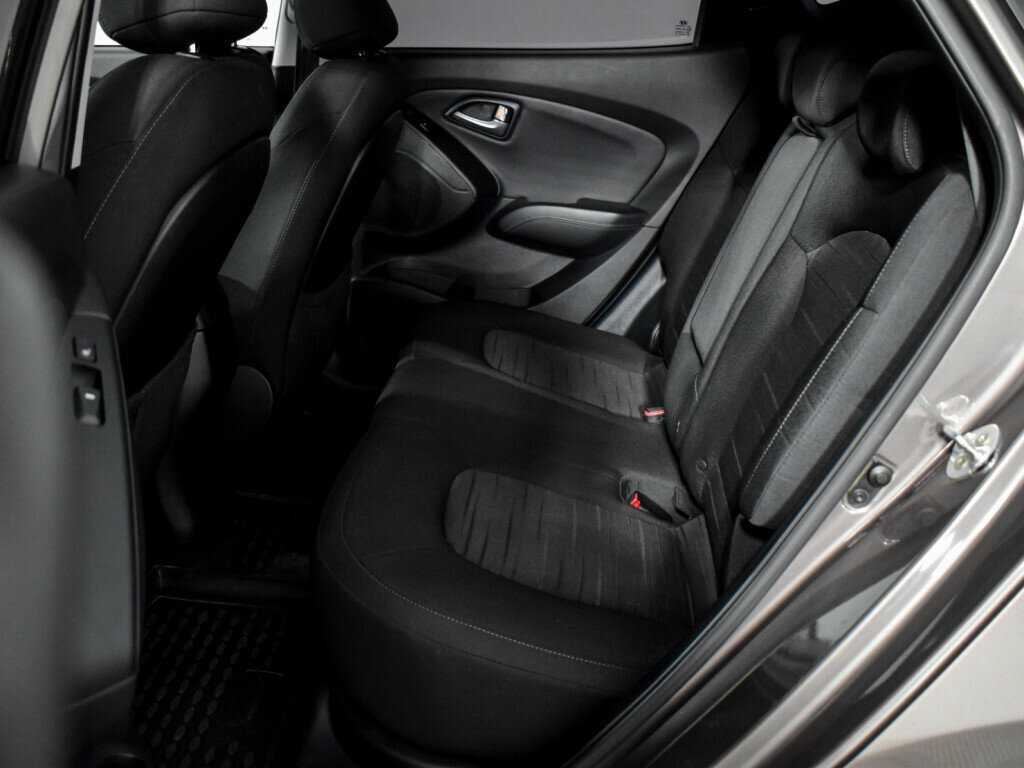 Купить Hyundai ix35 с пробегом. Фото: #10