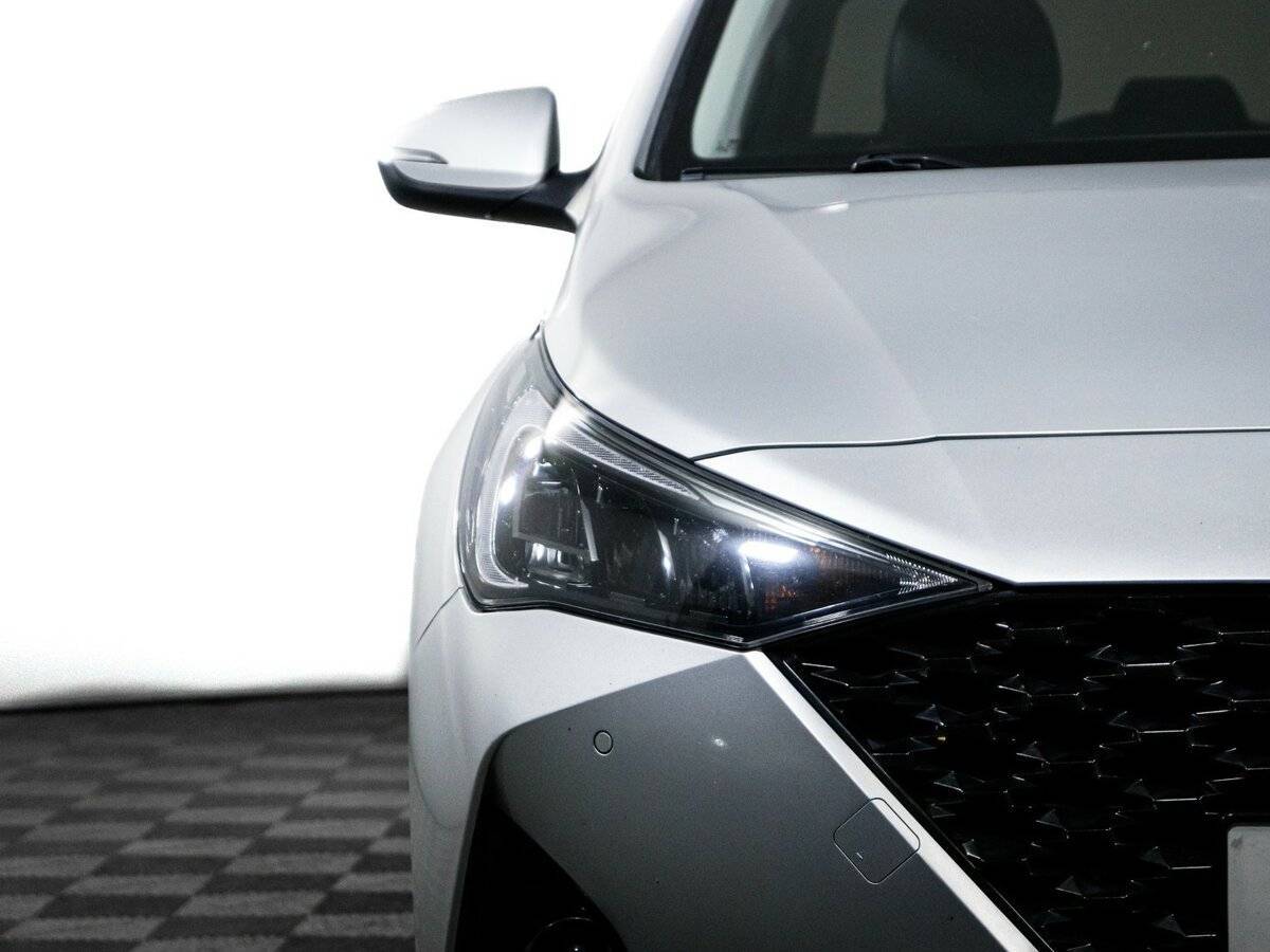 Купить Hyundai Solaris с пробегом. Фото: #17
