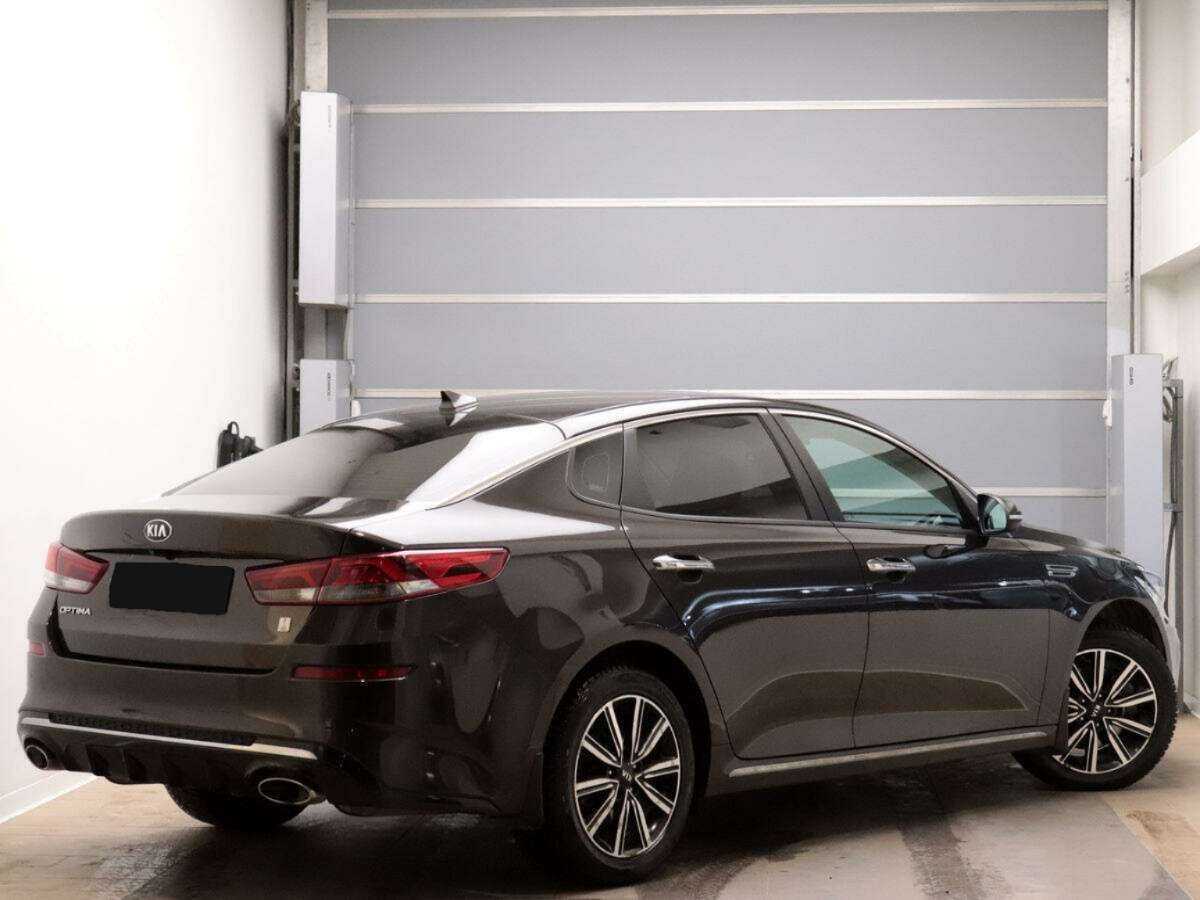 Купить Kia Optima с пробегом. Фото: #3