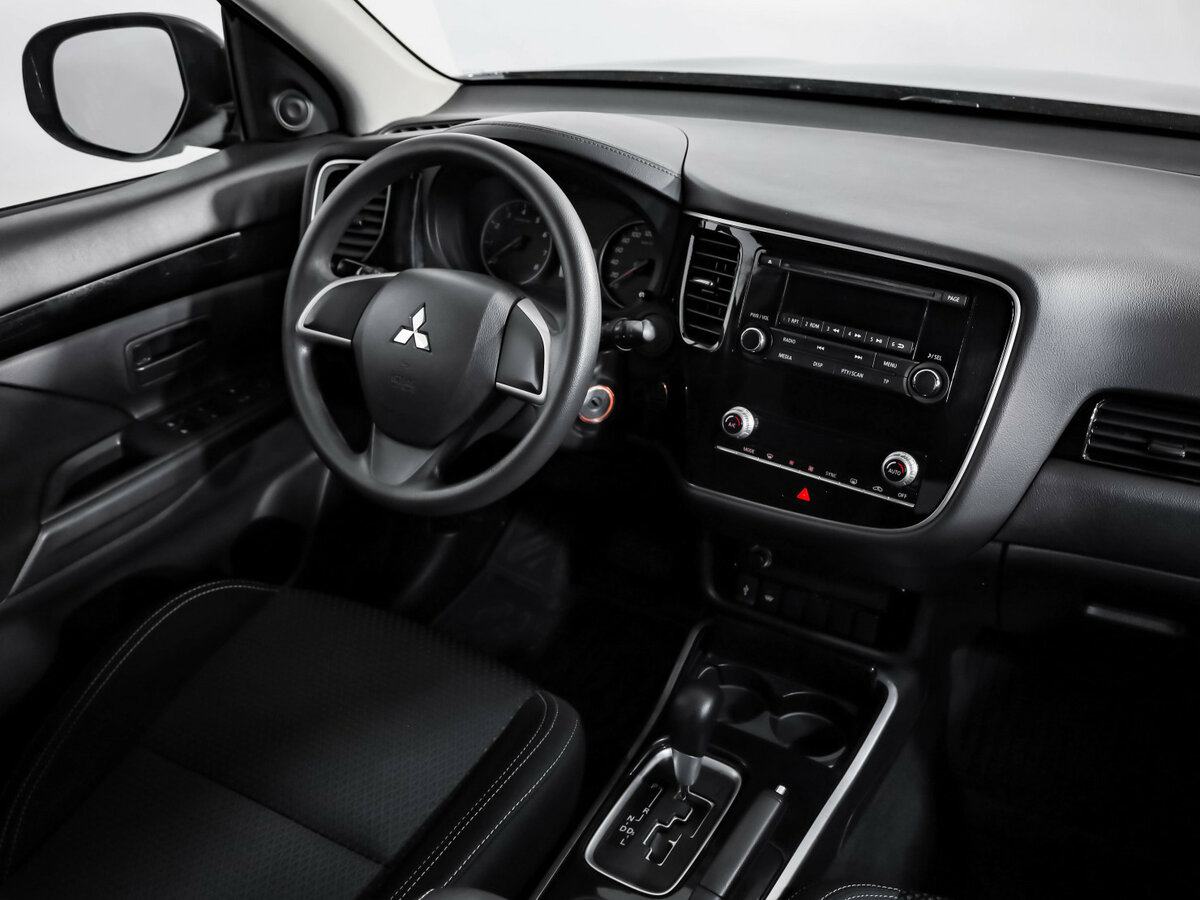 Купить Mitsubishi Outlander с пробегом. Фото: #7