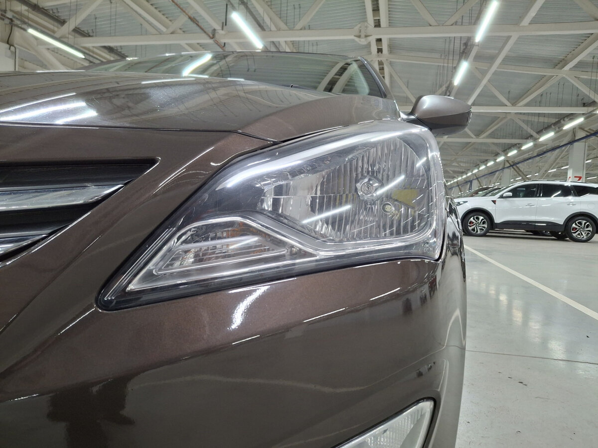 Купить Hyundai Solaris с пробегом. Фото: #15