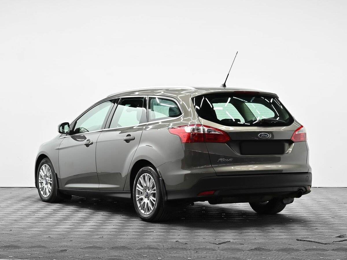 Купить Ford Focus с пробегом. Фото: #2