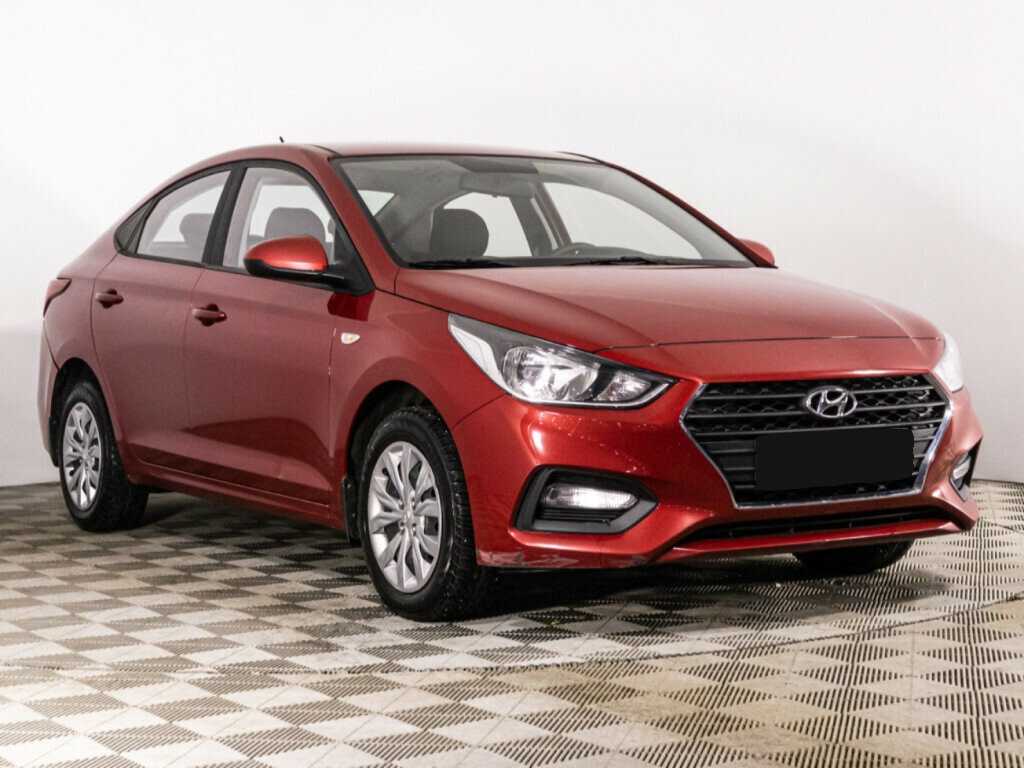 Купить Hyundai Solaris с пробегом. Фото: #2