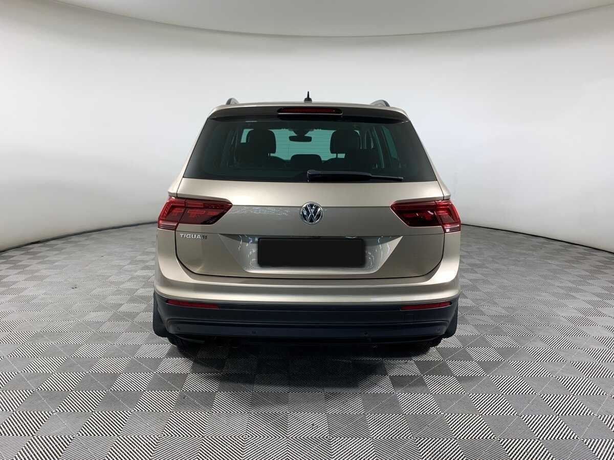 Купить Volkswagen Tiguan с пробегом. Фото: #5