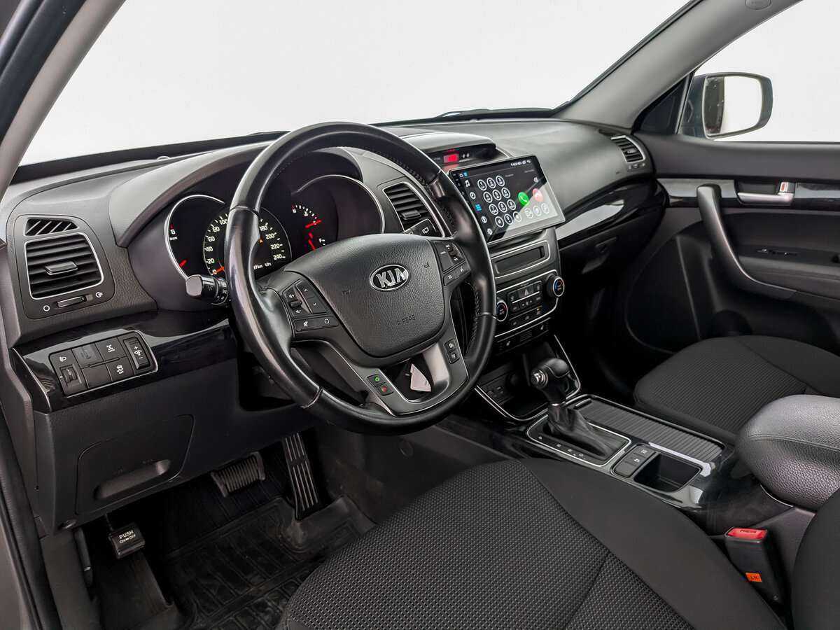 Купить Kia Sorento с пробегом. Фото: #11