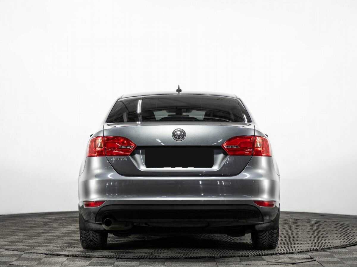 Купить Volkswagen Jetta с пробегом. Фото: #4