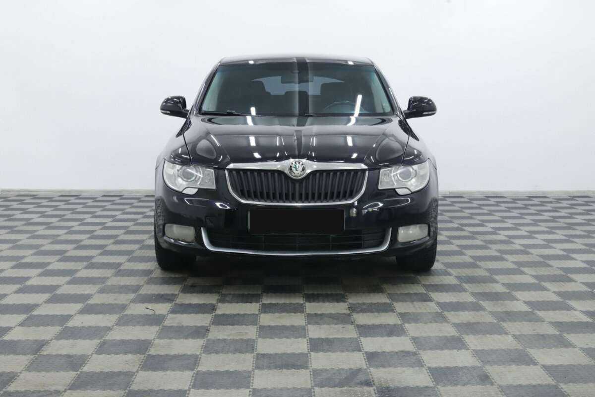 Купить Skoda Superb с пробегом. Фото: #3