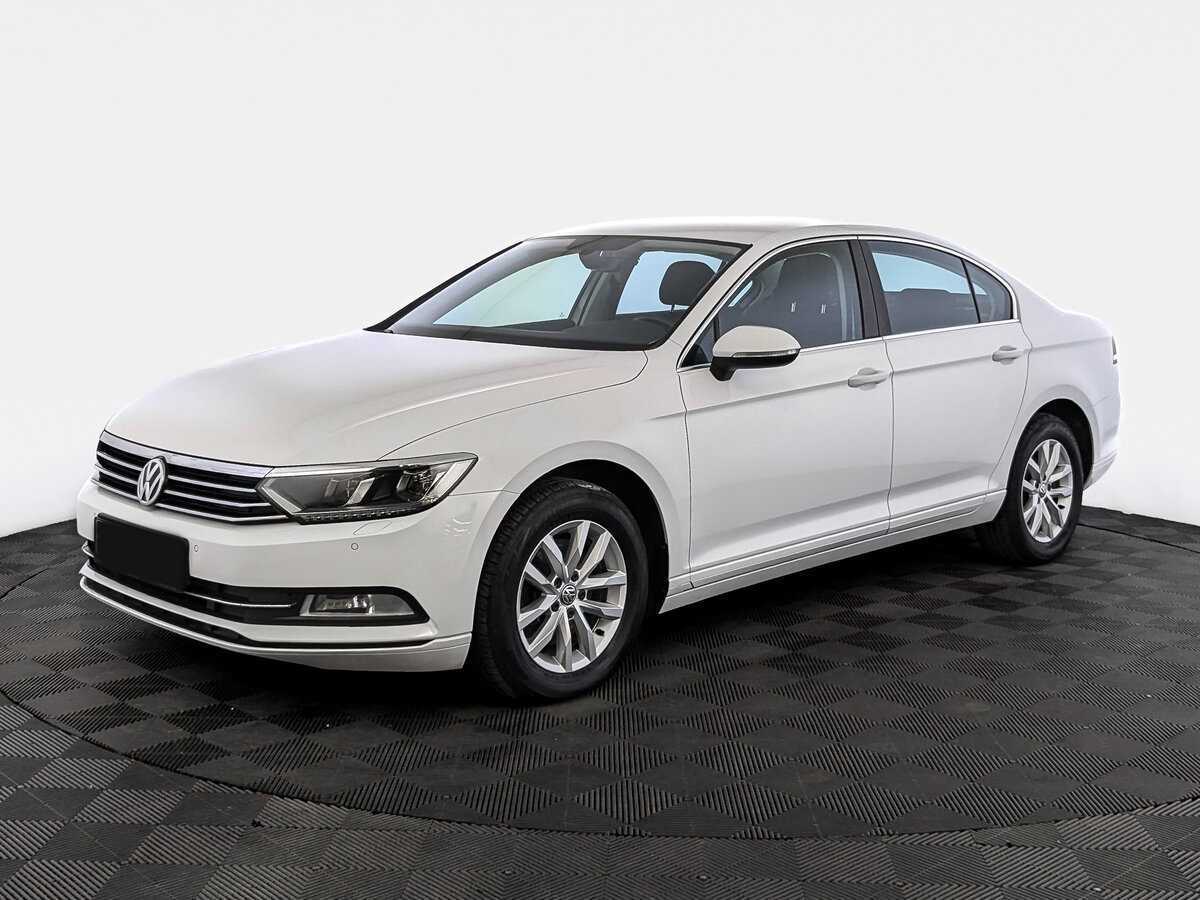 Купить Volkswagen Passat с пробегом. Посмотреть фото