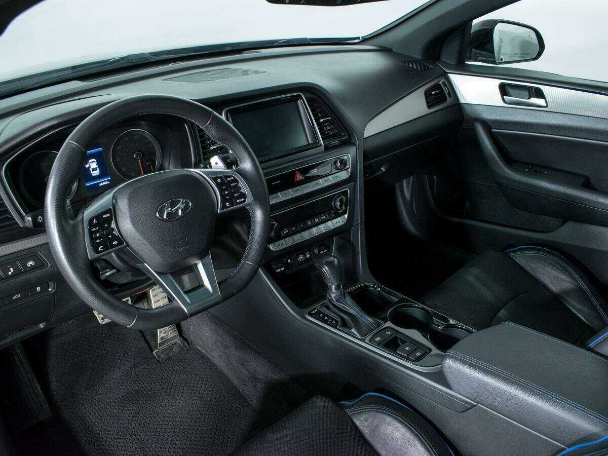 Купить Hyundai Sonata с пробегом. Фото: #12