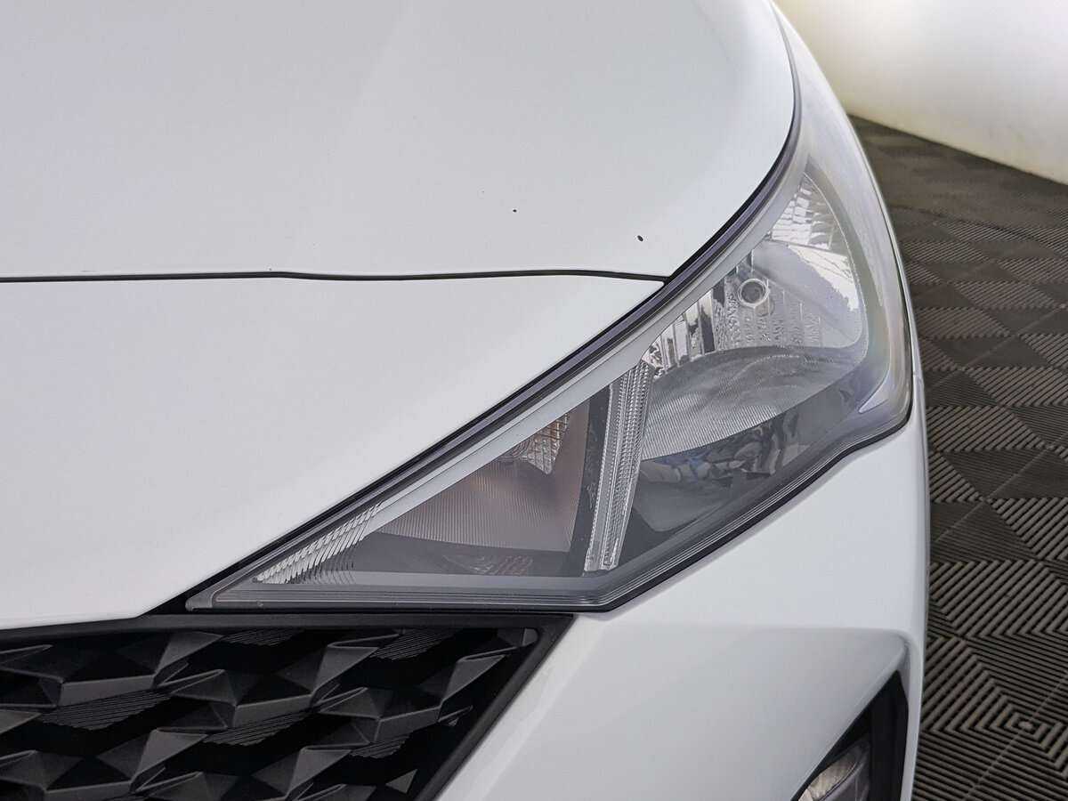 Купить Hyundai Solaris с пробегом. Фото: #10