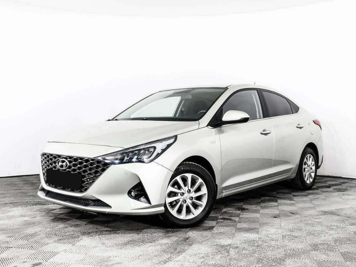 Купить Hyundai Solaris с пробегом. Посмотреть фото