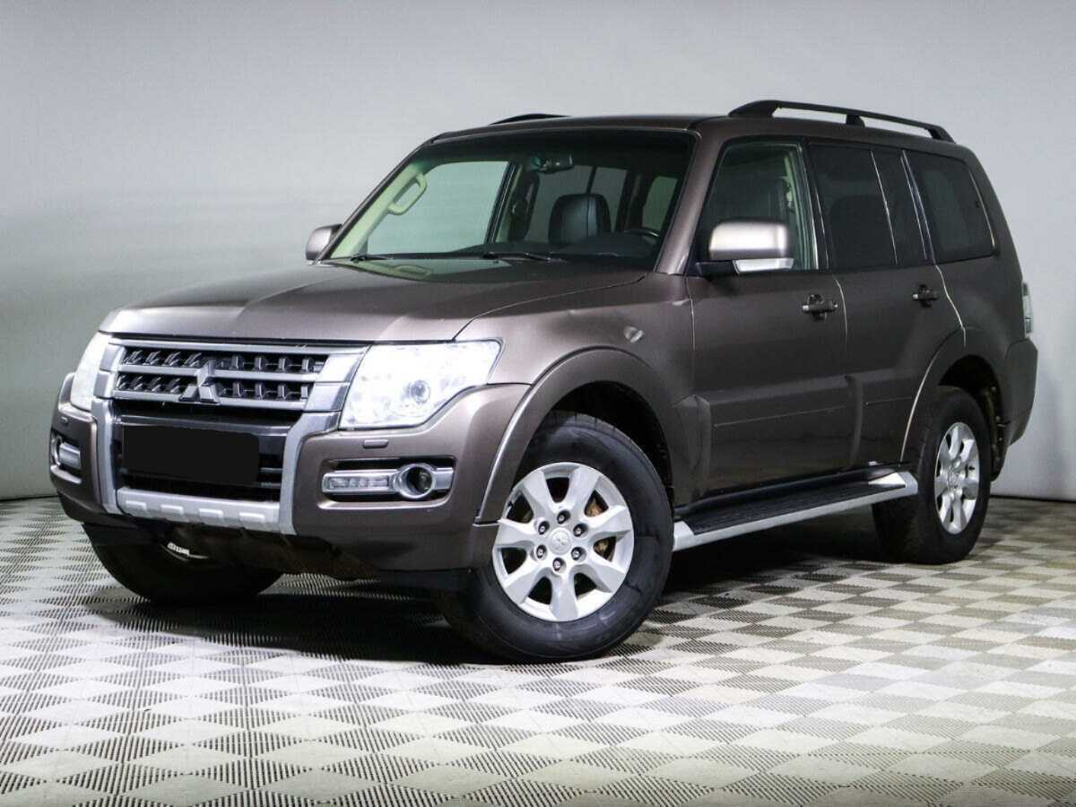Купить Mitsubishi Pajero с пробегом. Фото: #0
