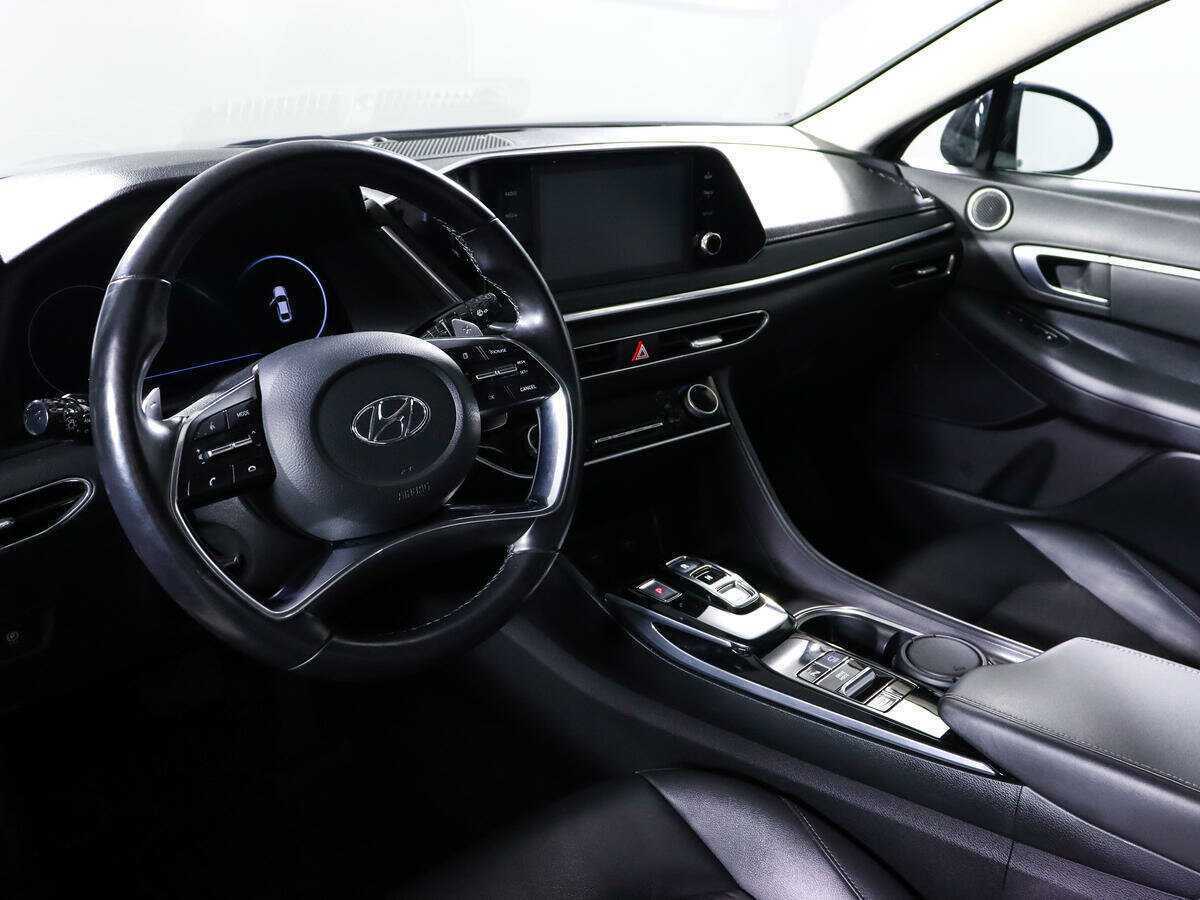 Купить Hyundai Sonata с пробегом. Фото: #11