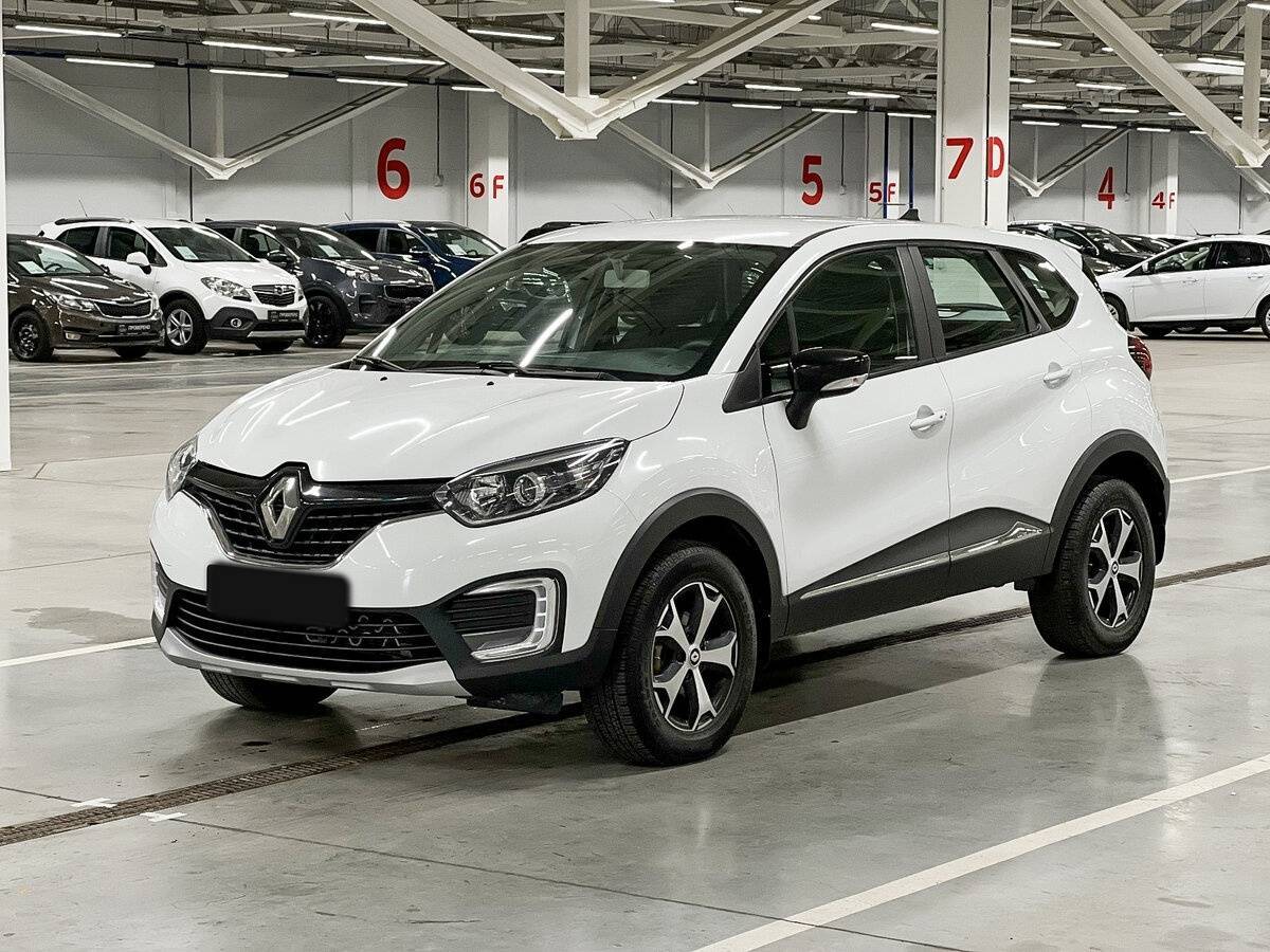Купить Renault Kaptur с пробегом. Посмотреть фото