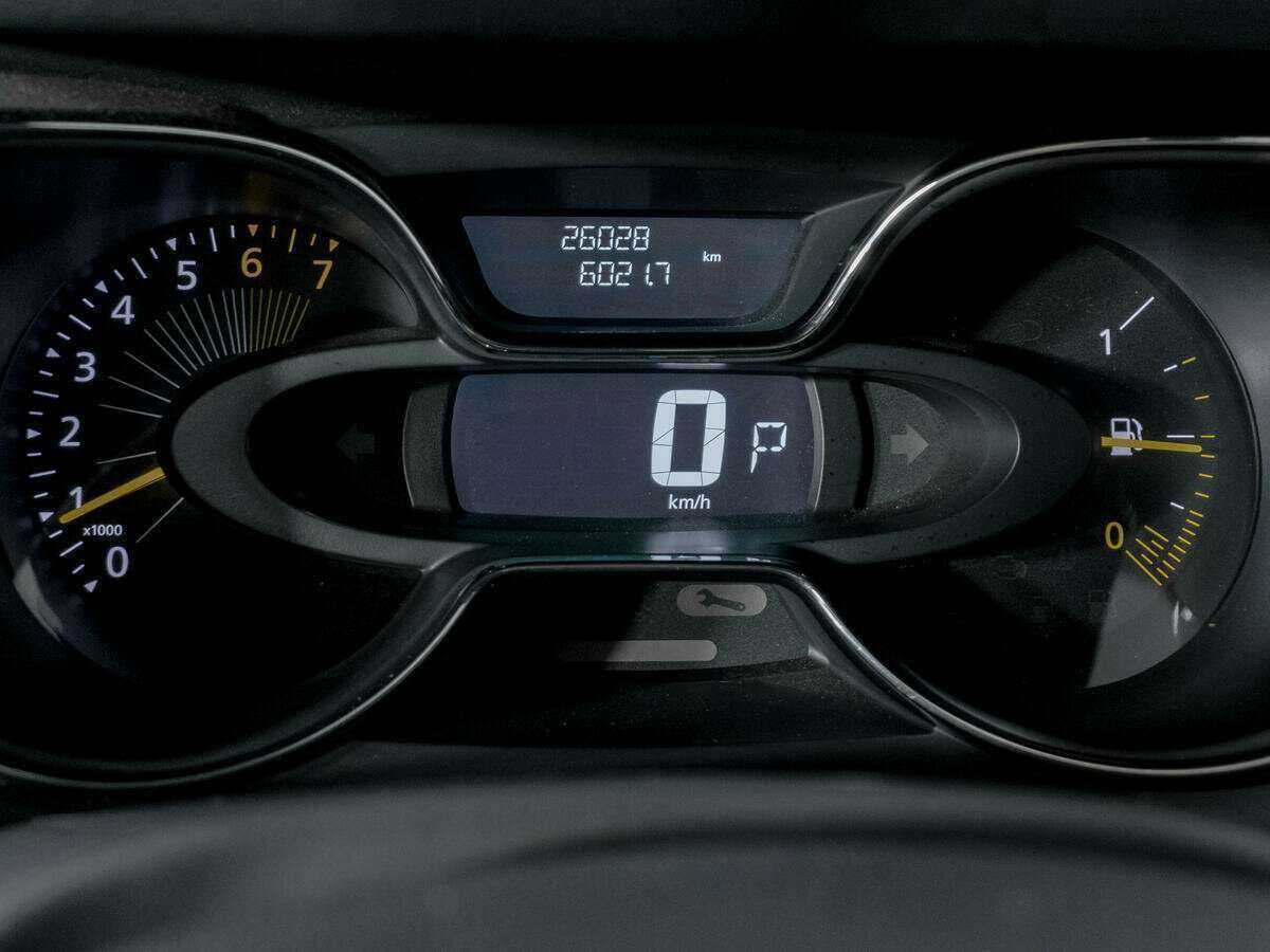 Купить Renault Kaptur с пробегом. Фото: #10