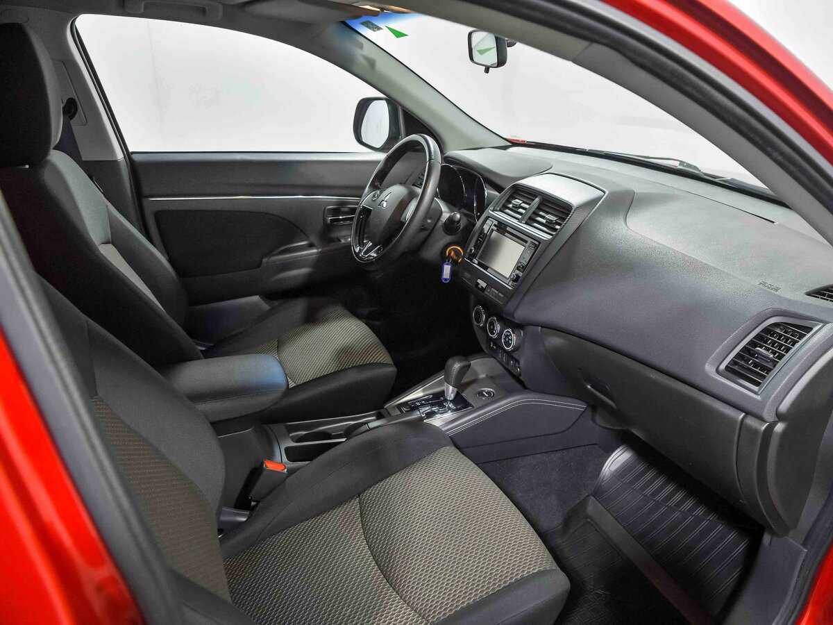 Купить Mitsubishi ASX с пробегом. Фото: #13