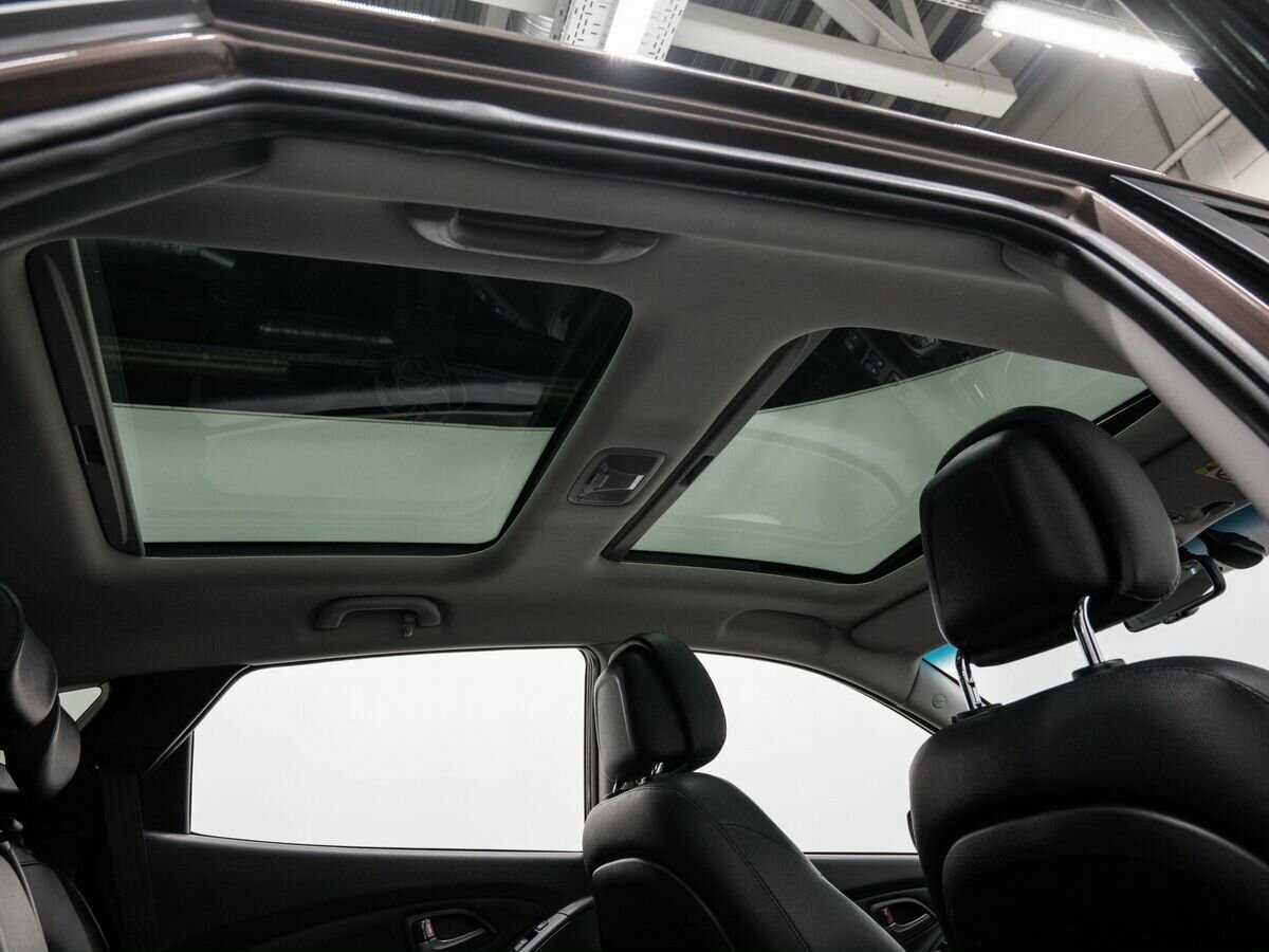 Купить Hyundai ix35 с пробегом. Фото: #10