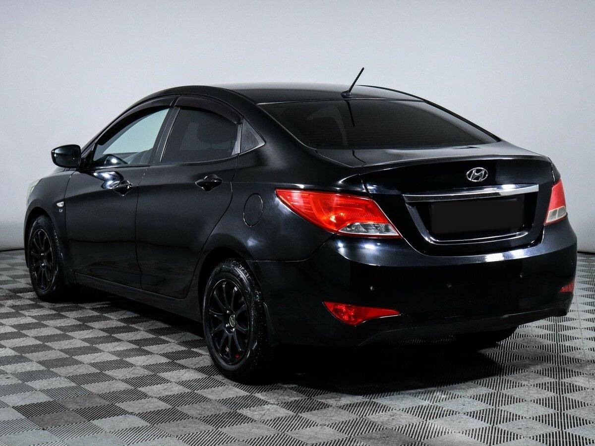 Купить Hyundai Solaris с пробегом. Фото: #5