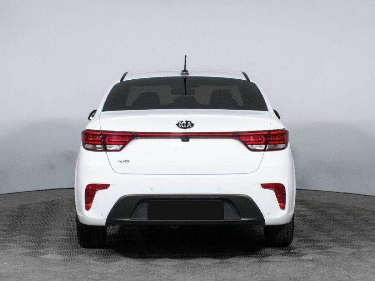 Купить Kia Rio с пробегом. Фото: #5