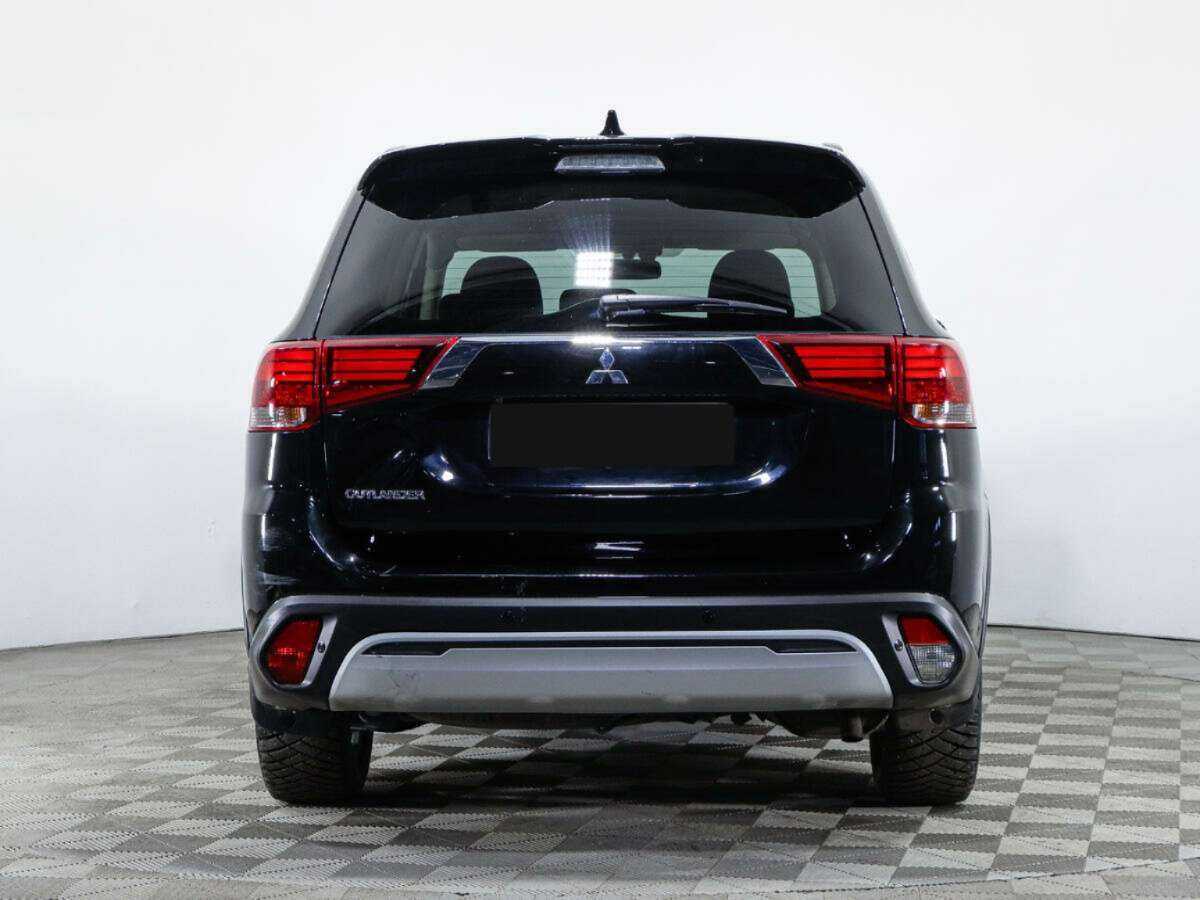 Купить Mitsubishi Outlander с пробегом. Фото: #5