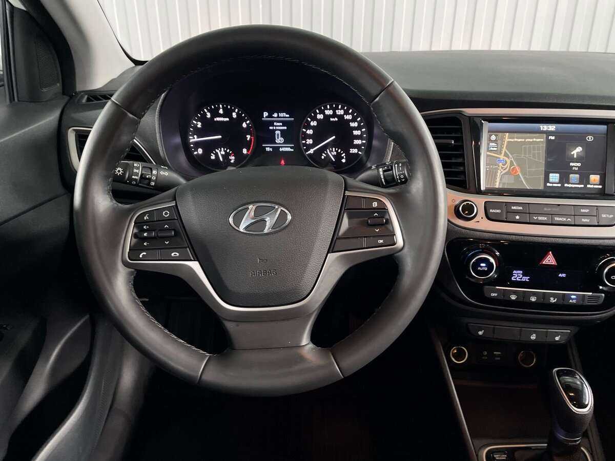 Купить Hyundai Solaris с пробегом. Фото: #9