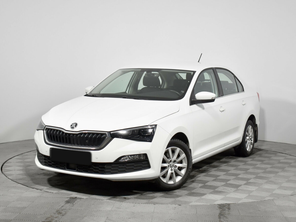 Купить Skoda Rapid с пробегом. Посмотреть фото