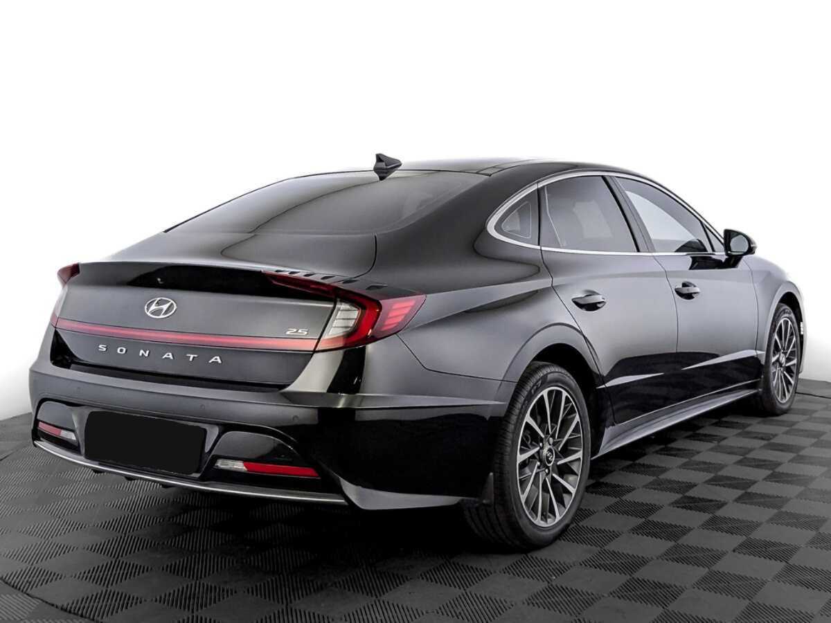 Купить Hyundai Sonata с пробегом. Фото: #4