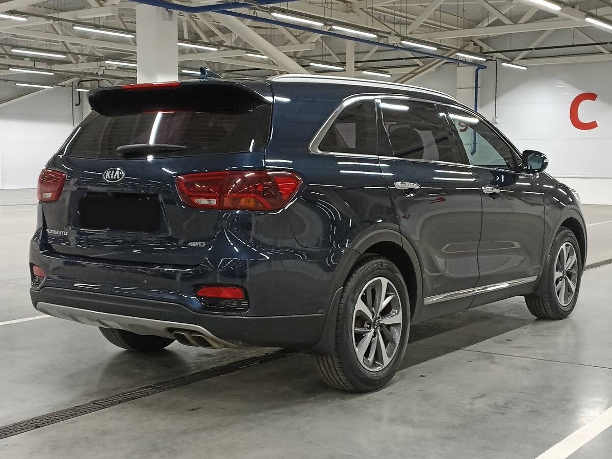 Купить Kia Sorento с пробегом. Фото: #4