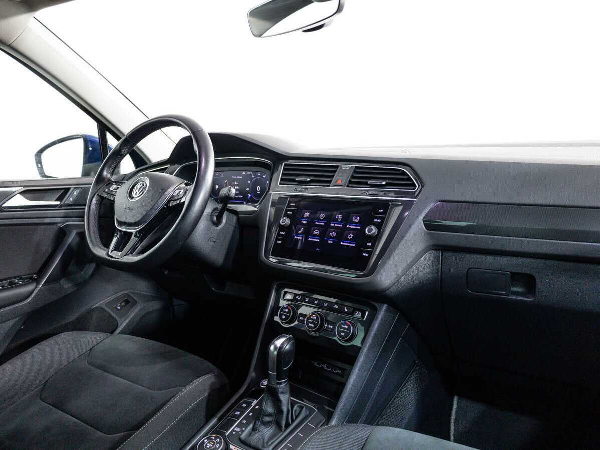 Купить Volkswagen Tiguan с пробегом. Фото: #7