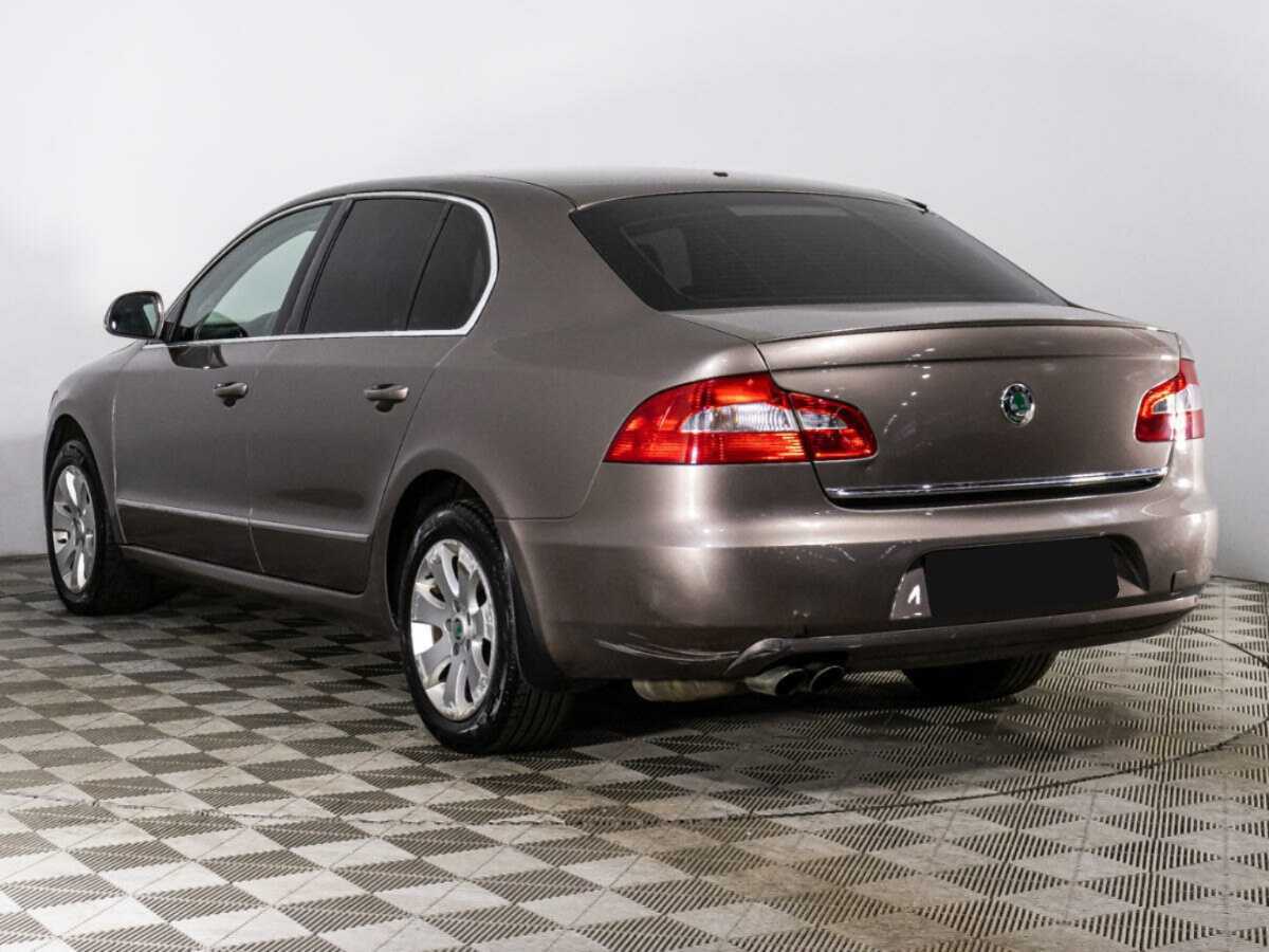 Купить Skoda Superb с пробегом. Фото: #6