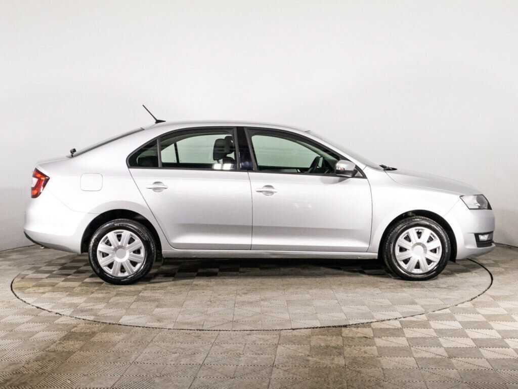Купить Skoda Rapid с пробегом. Фото: #3