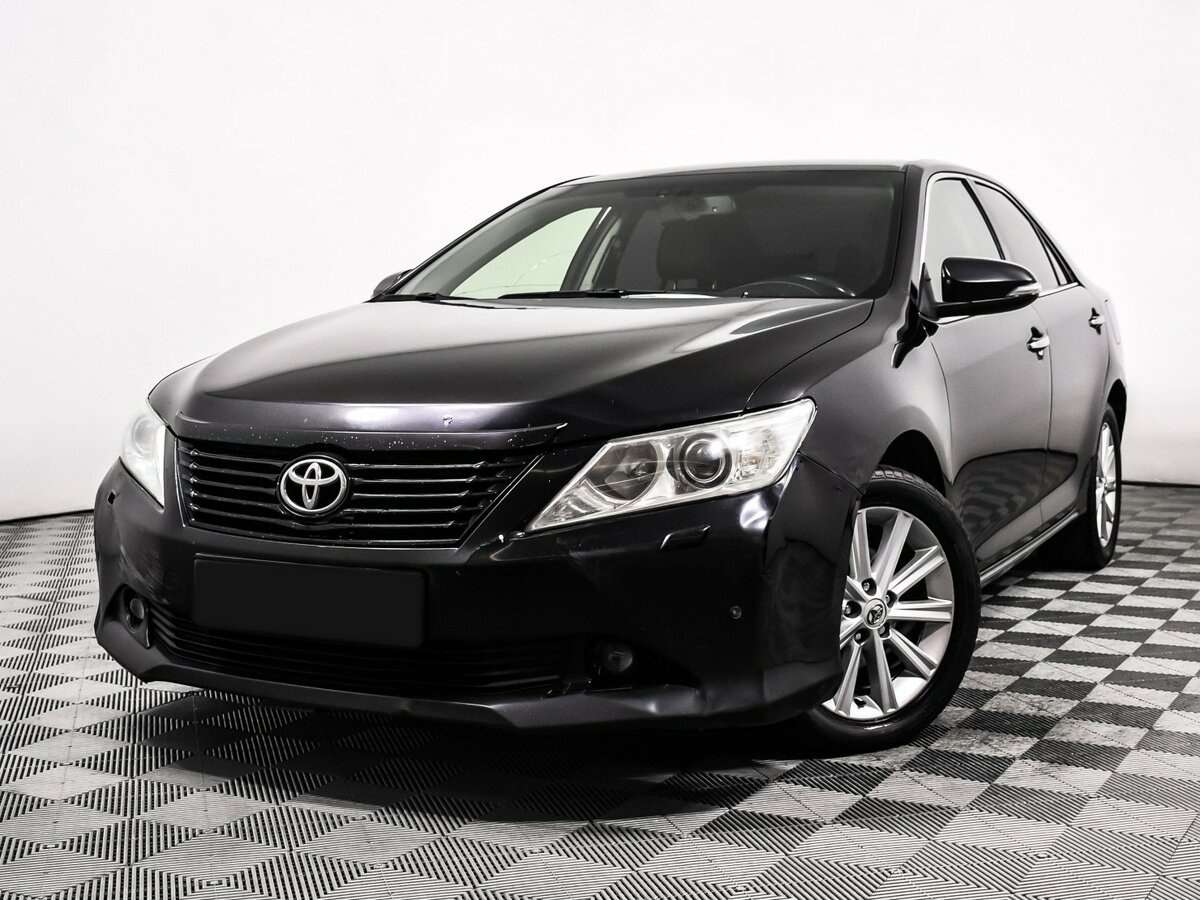Купить Toyota Camry с пробегом. Посмотреть фото