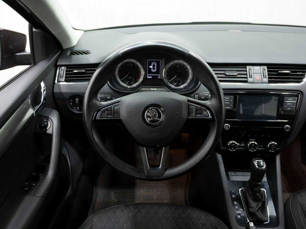 Купить Skoda Octavia с пробегом. Фото: #12
