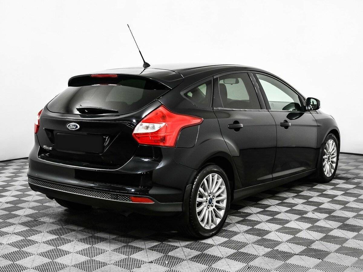 Купить Ford Focus с пробегом. Фото: #4