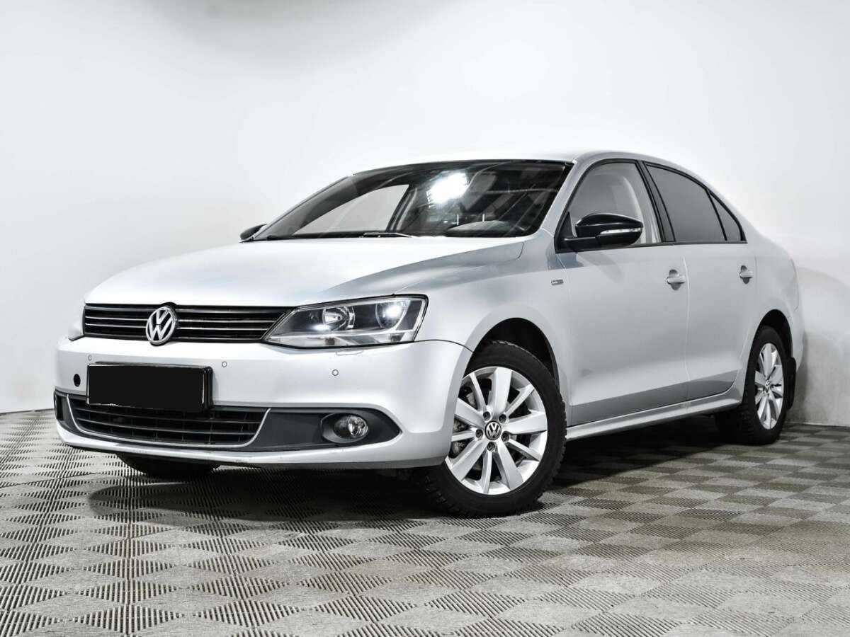 Купить Volkswagen Jetta с пробегом. Посмотреть фото