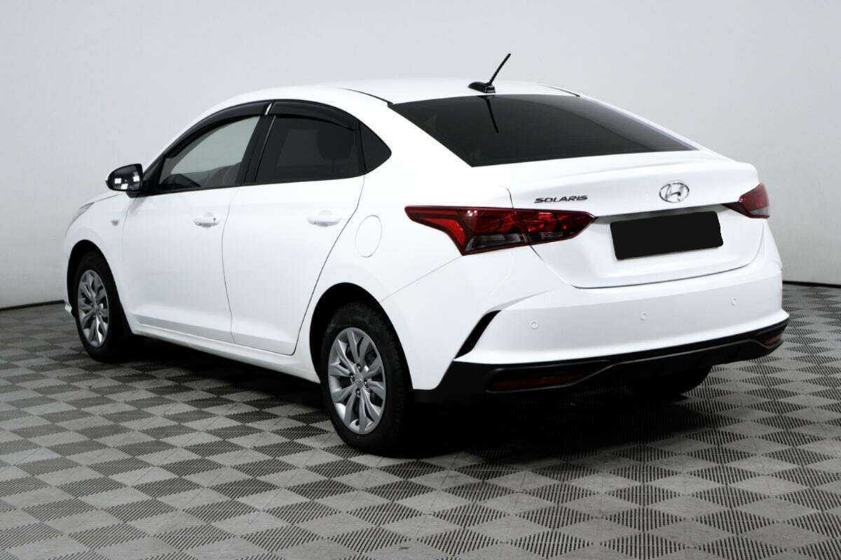 Купить Hyundai Solaris с пробегом. Фото: #6