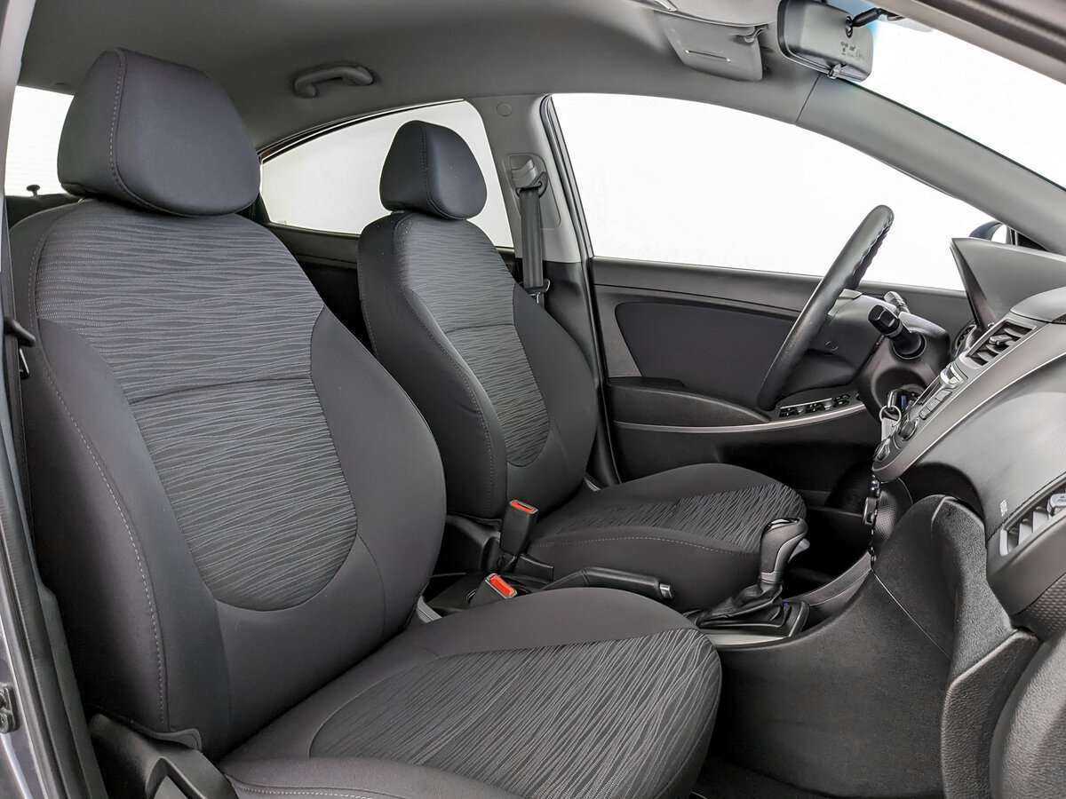 Купить Hyundai Solaris с пробегом. Фото: #18