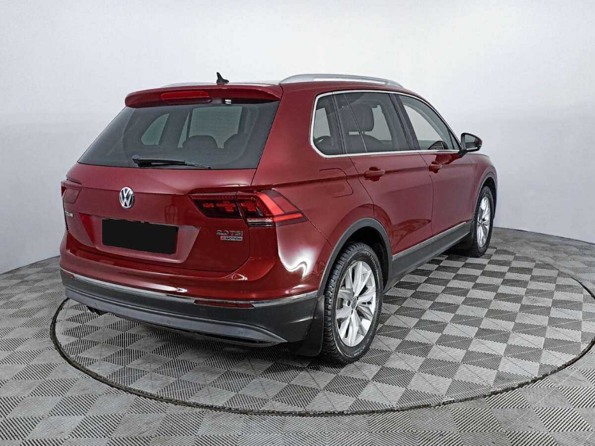 Купить Volkswagen Tiguan с пробегом. Фото: #4