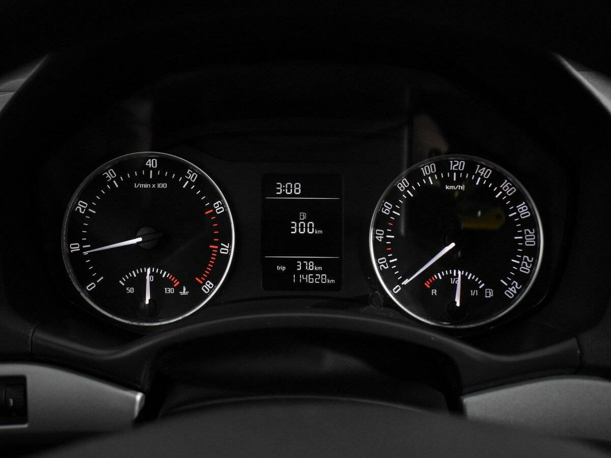 Купить Skoda Octavia с пробегом. Фото: #15