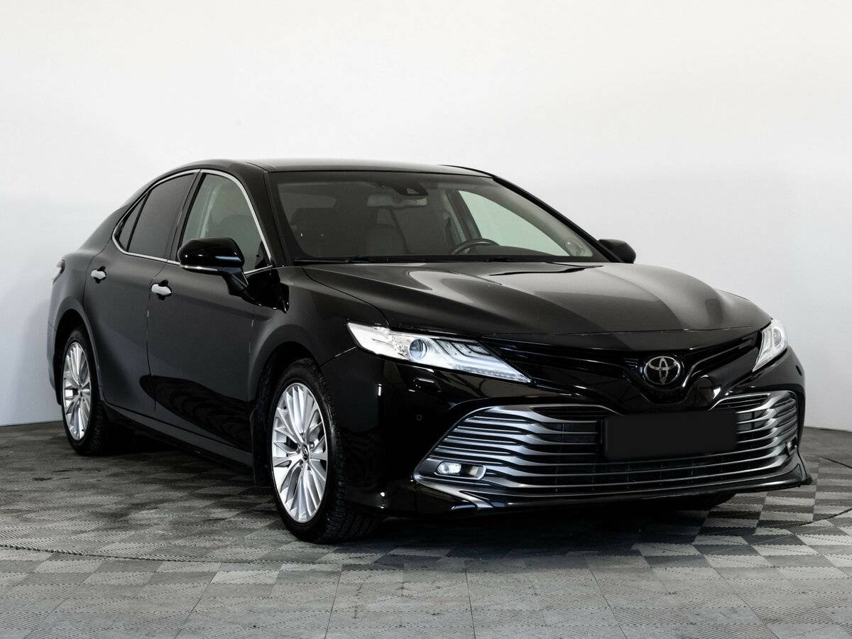 Купить Toyota Camry с пробегом. Фото: #3