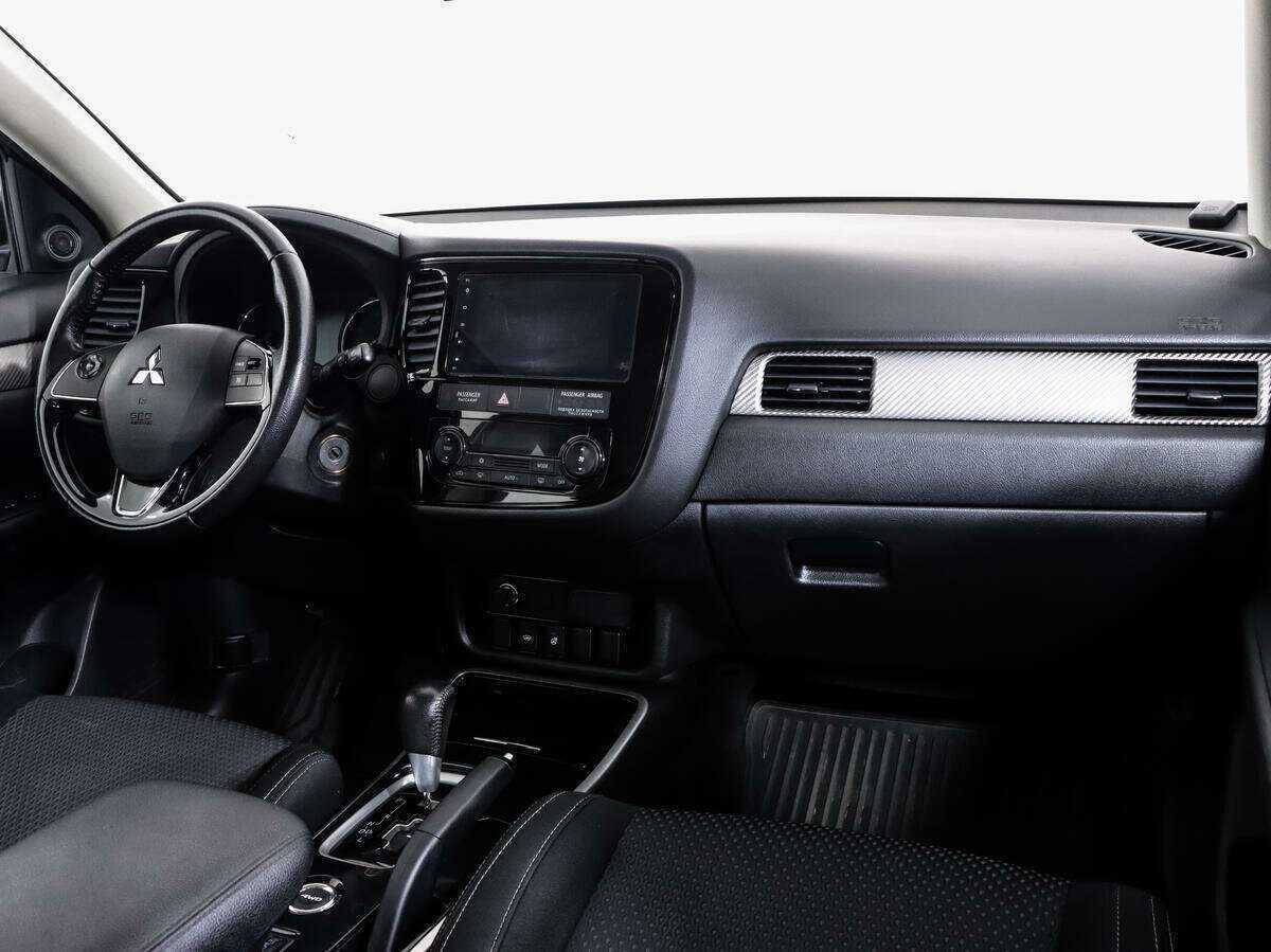 Купить Mitsubishi Outlander с пробегом. Фото: #6