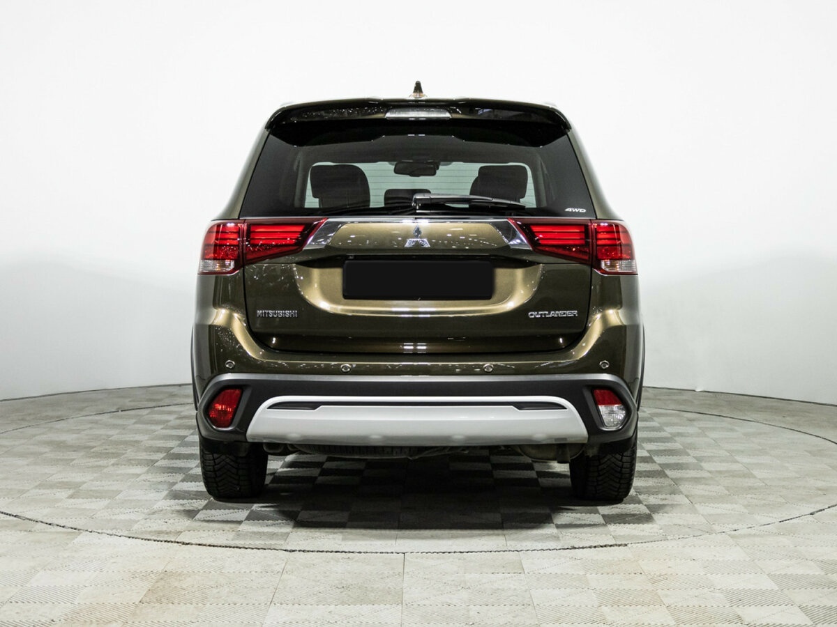 Купить Mitsubishi Outlander с пробегом. Фото: #4