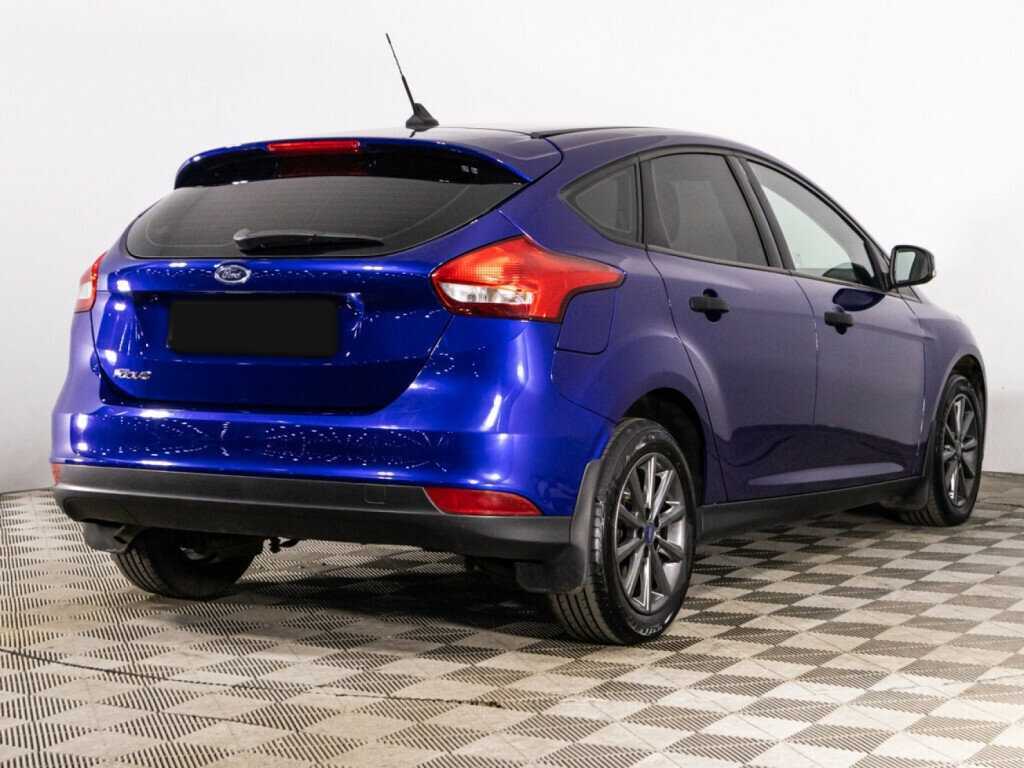 Купить Ford Focus с пробегом. Фото: #4