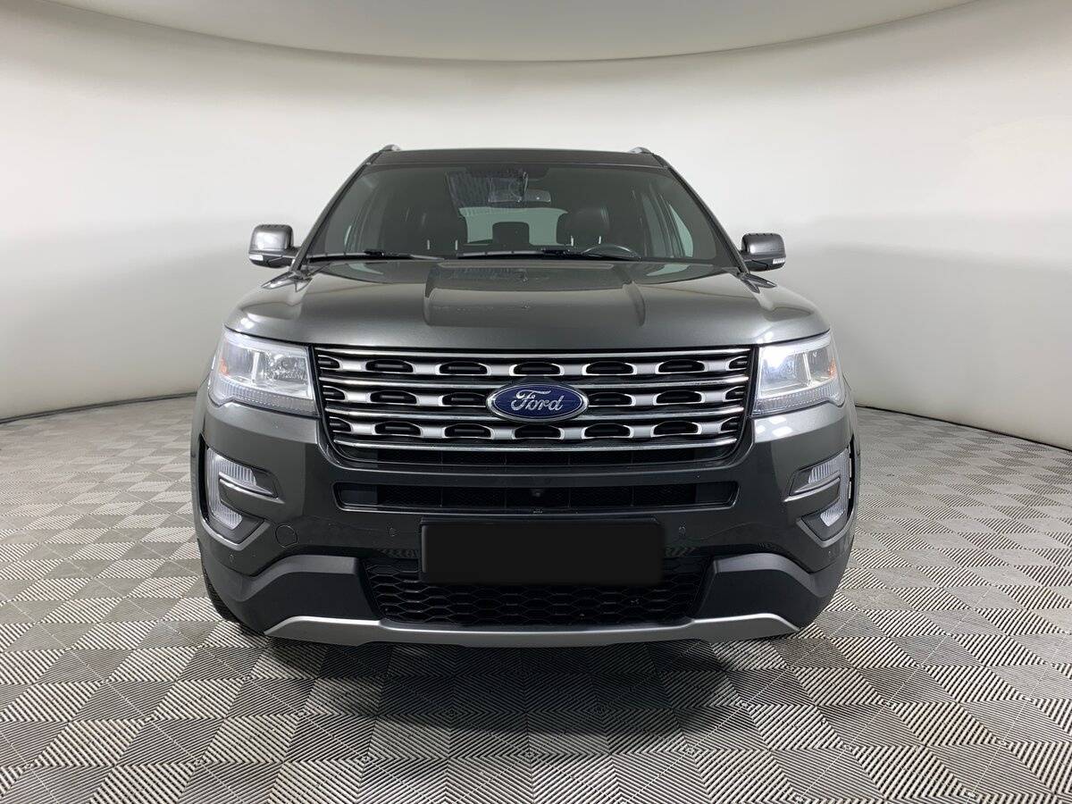 Купить Ford Explorer с пробегом. Фото: #1