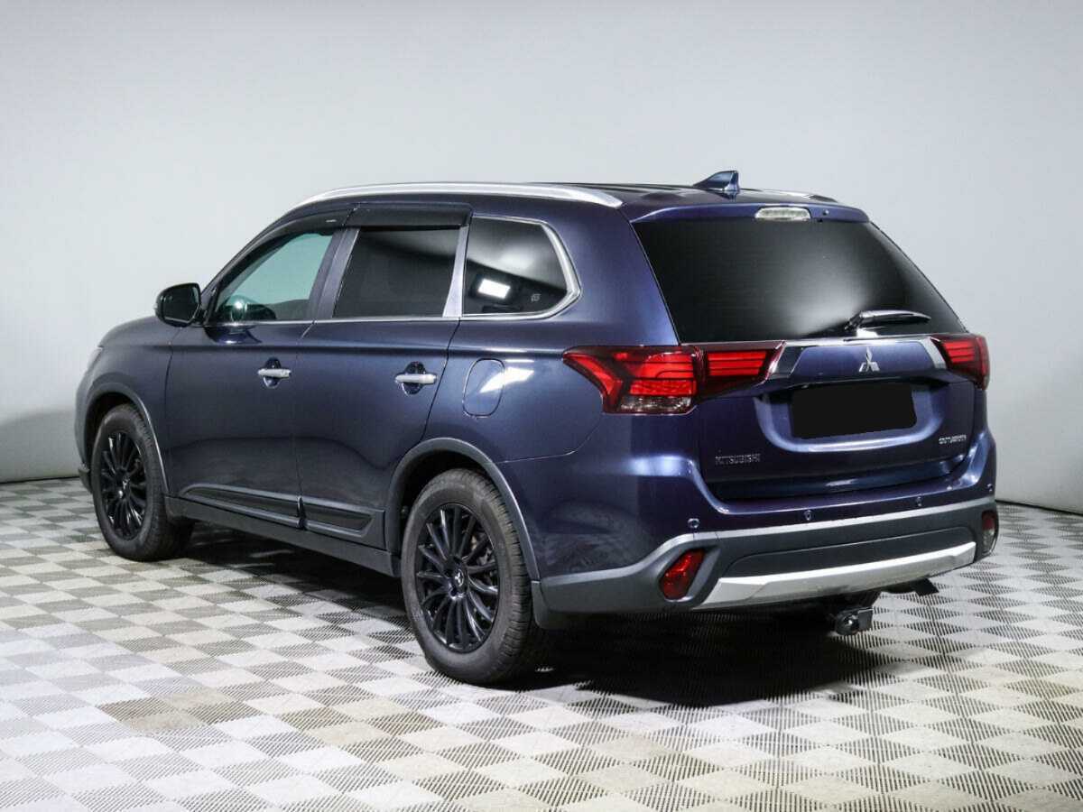 Купить Mitsubishi Outlander с пробегом. Фото: #5