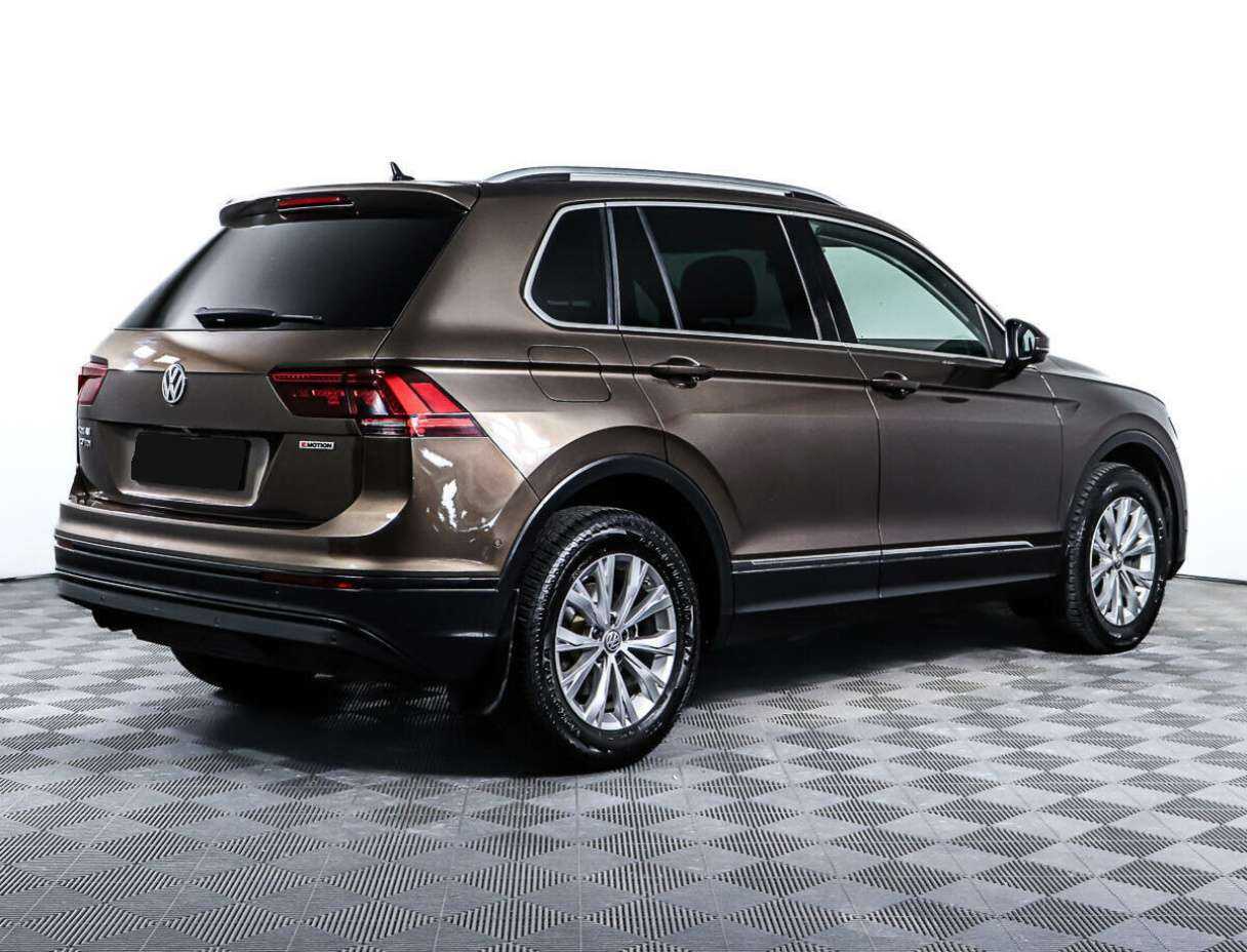 Купить Volkswagen Tiguan с пробегом. Фото: #4