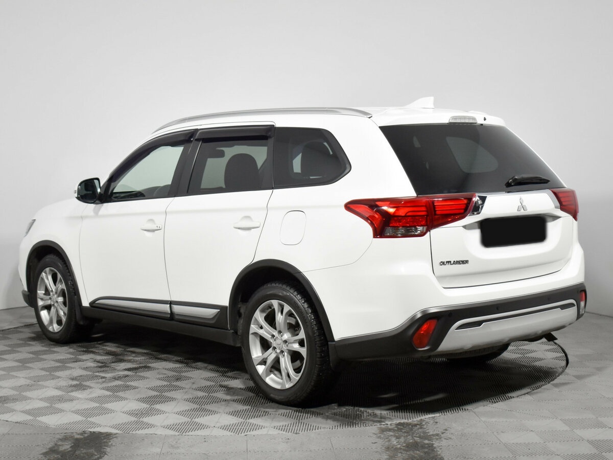 Купить Mitsubishi Outlander с пробегом. Фото: #6