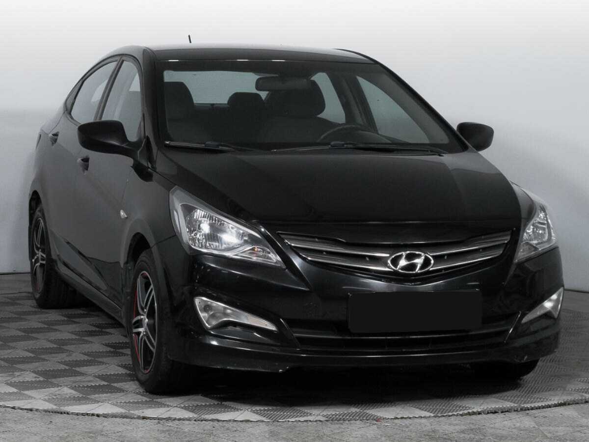 Купить Hyundai Solaris с пробегом. Фото: #2