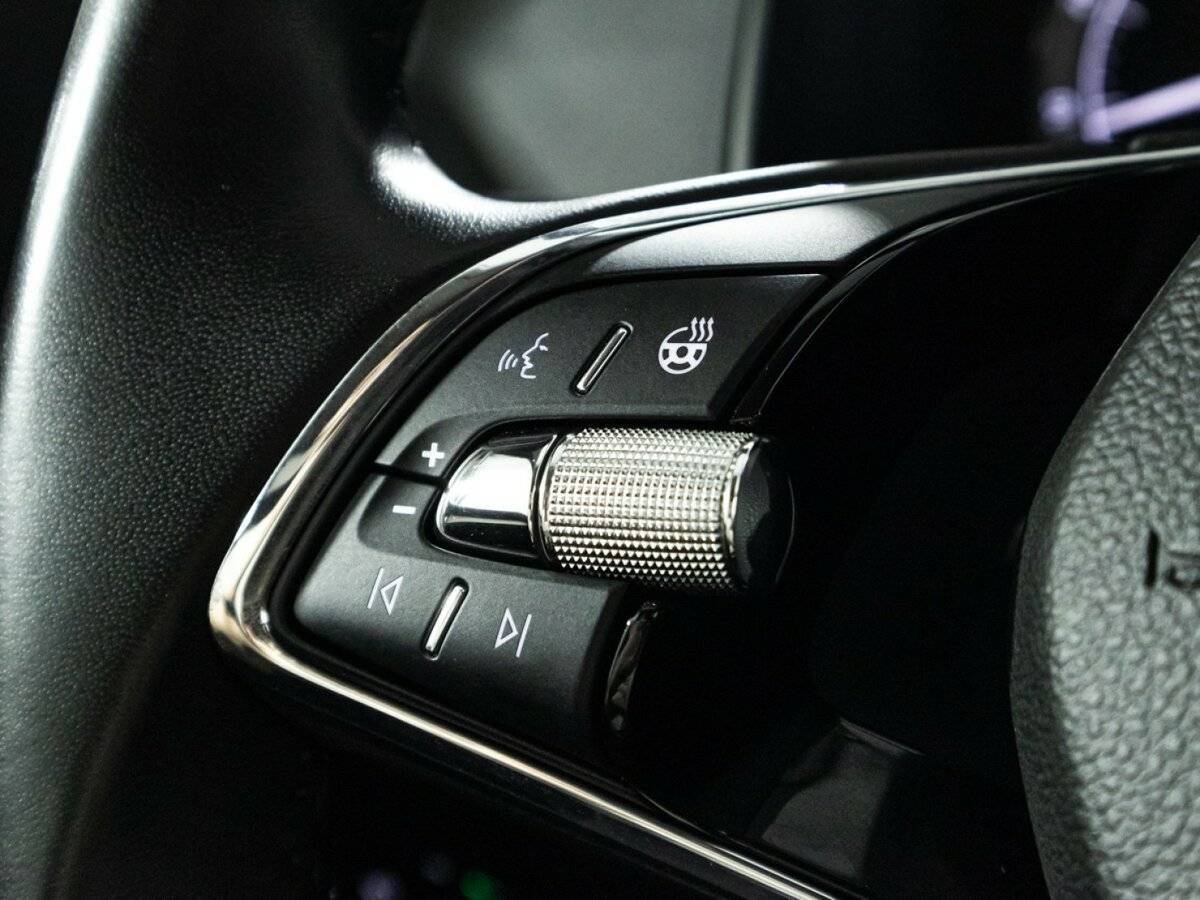 Купить Skoda Karoq с пробегом. Фото: #15